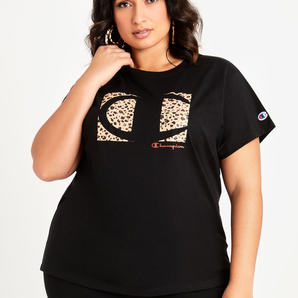 Champion logo tshirt